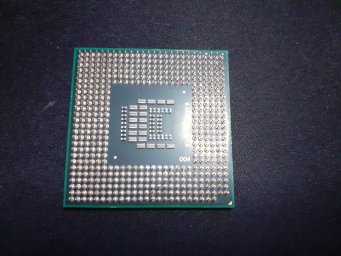 Процессор Intel&reg; Core&trade;2 Duo T6500 2 МБ кэш-памяти, тактовая частота 2,10 ГГц, частота системной шины